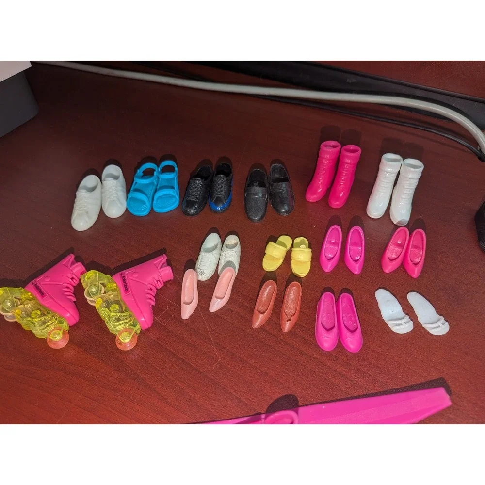 Vintage Barbie Doll Shoe Lot Rollerblade Skates Water Skis Boots Heels Mixed 90s